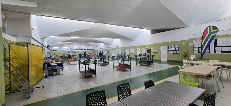 To Let commercial Property for Rent in Beaconvale Western Cape